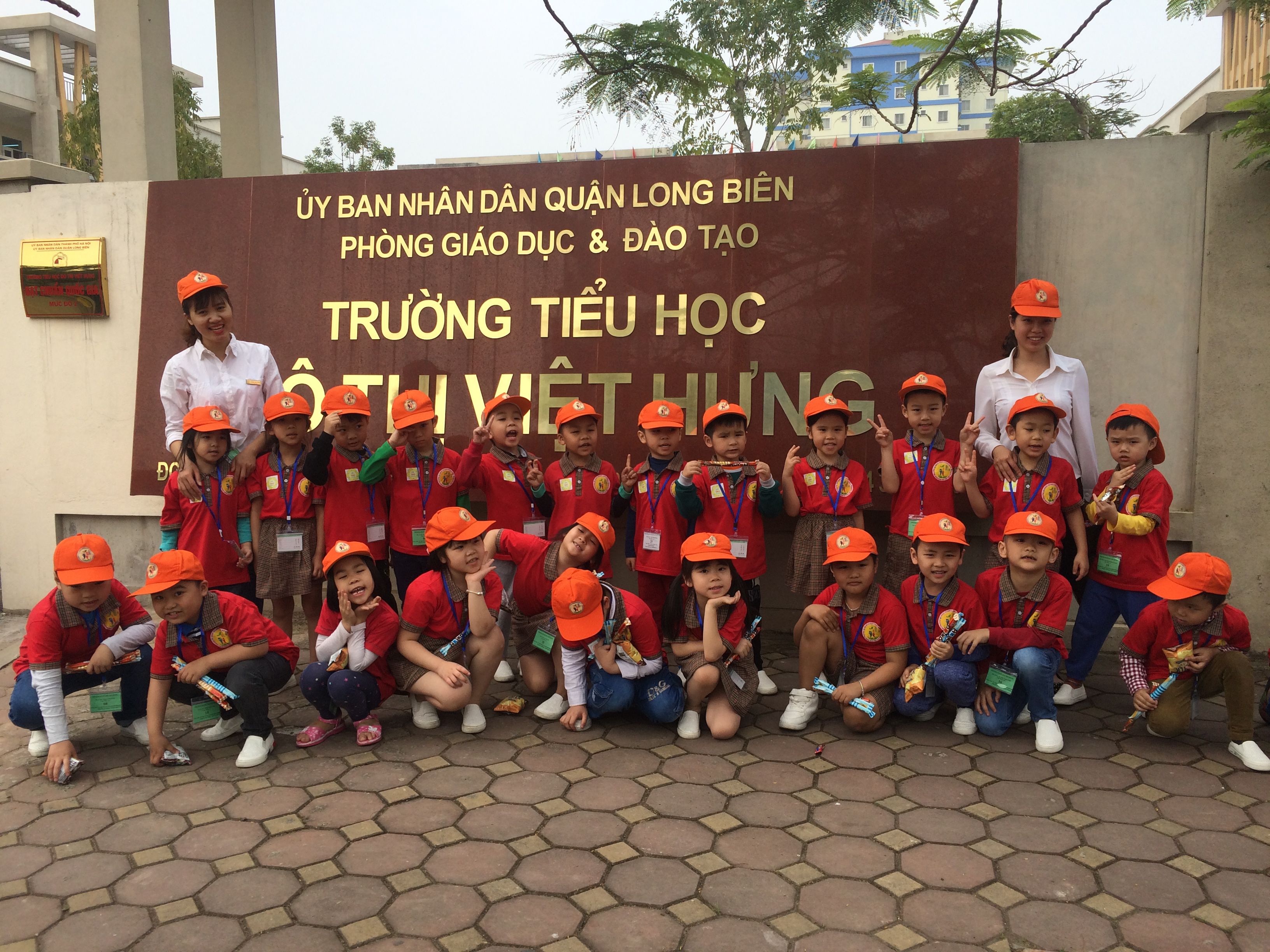 Khối mẫu giáo lớn giao lưu tại trường tiểu học Đô thị Việt hưng (16).jpg